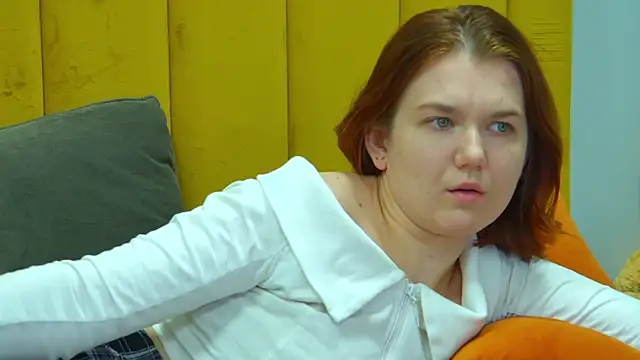 LessySmith's cam snapshot