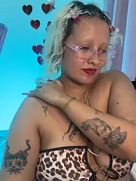 pinkbaddie777 live sex cam