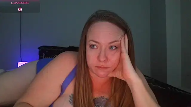 julimonroe live sex cam