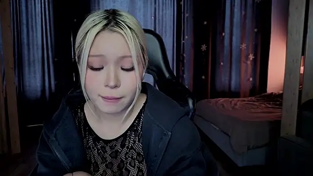 RileyMee live sex cam