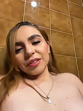 amber_price's cam snapshot