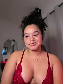 Lucy_wilson5 live sex cam