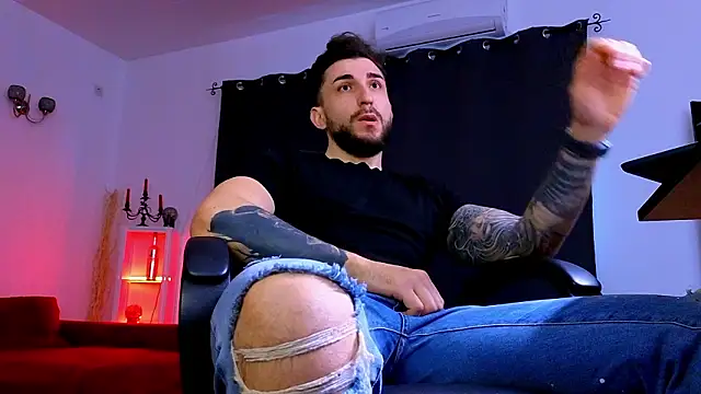 MightyAaron66's cam snapshot