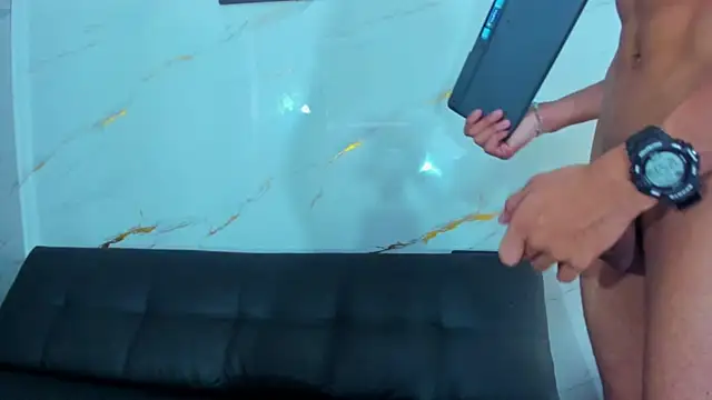 Little_nicoll's cam snapshot