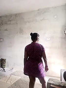 MaaliiiPonuTamil live sex cam