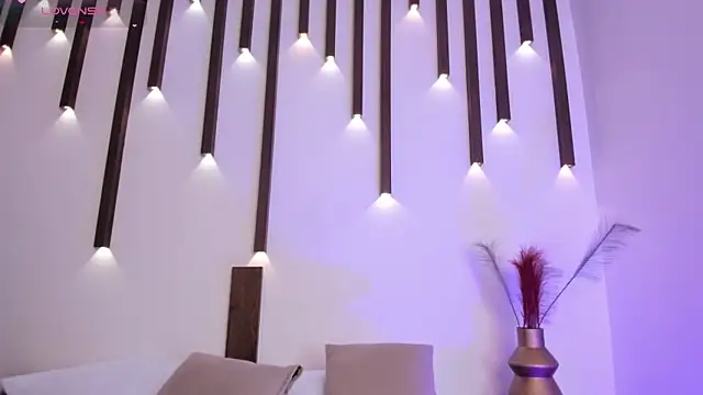 emma_fhox's cam snapshot