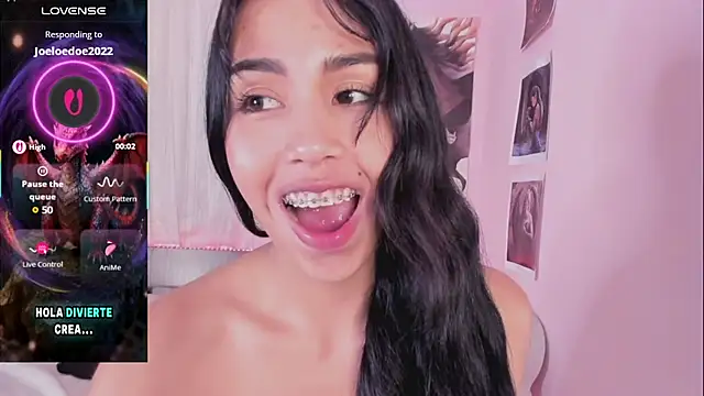 Miss_Charlottet's cam snapshot