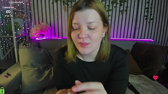 Michele_Greenn's cam snapshot