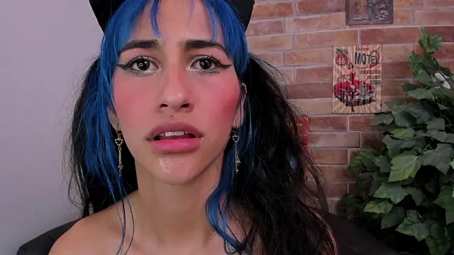 miss___taylor's cam snapshot