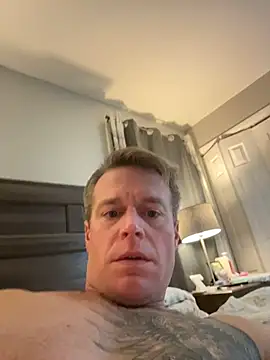 DILFiGuess1's cam snapshot