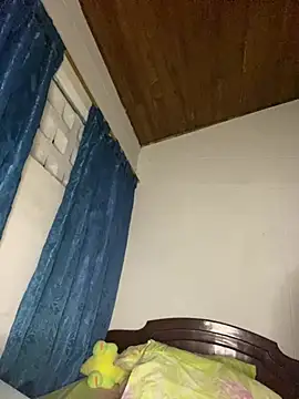 maximo_torreychelli's cam snapshot