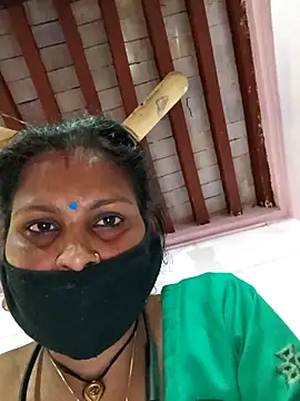 Indian-couple2025's cam snapshot