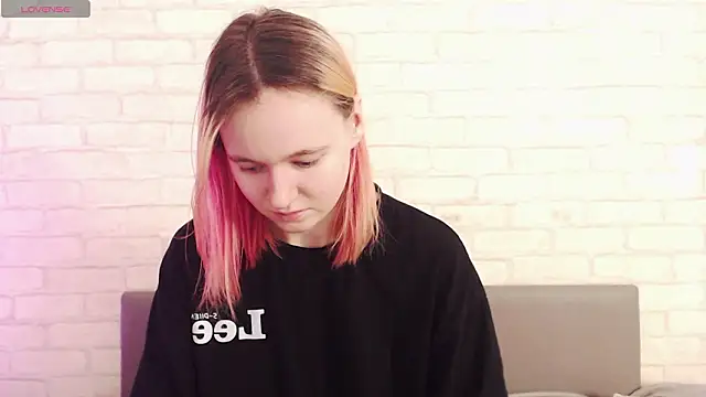 Ericha_Stone's cam snapshot