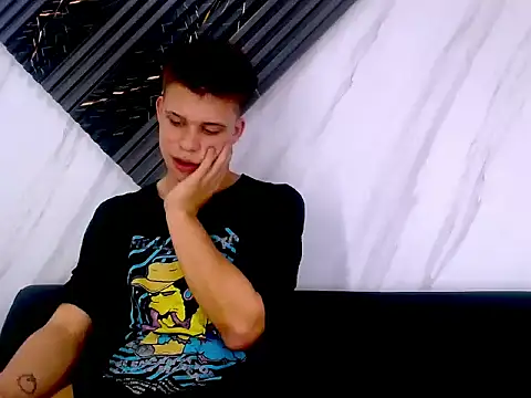 Liam_York_'s cam snapshot