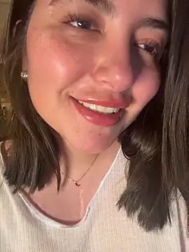 sukhakunis1 live sex cam