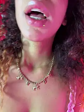 Woo_isDaphne's cam snapshot