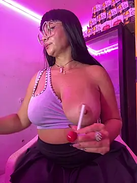 Hot_beauty__ live sex cam