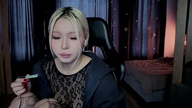 RileyMee's cam snapshot