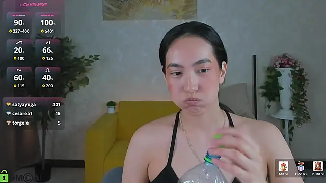 FlirtyAura's cam snapshot