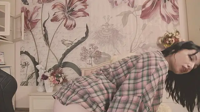 BritneyBarker's cam snapshot