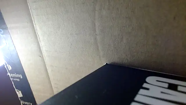 FrankieFuckMe live sex cam