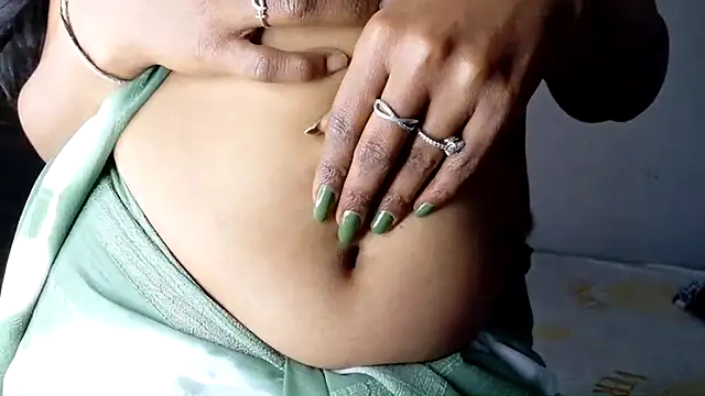 Russ-Malaiii's cam snapshot