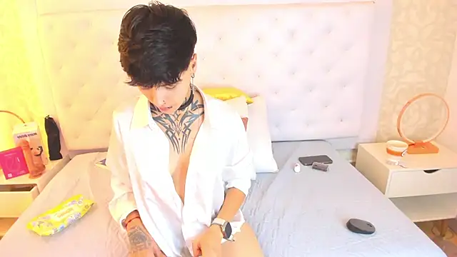 b3k_afrodict's cam snapshot