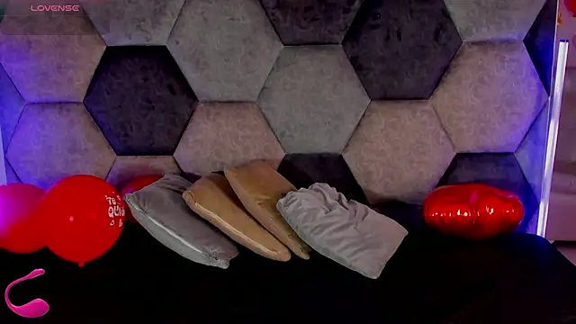 Latrellx7 live sex cam