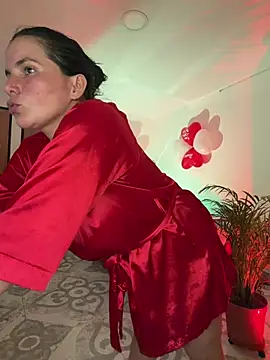 carol_latina13's cam snapshot