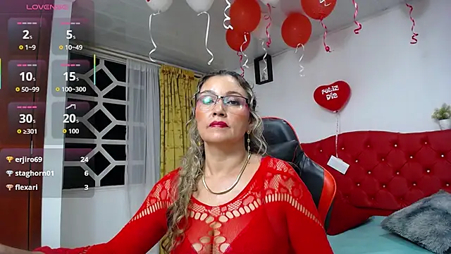 noelia_milf19 live sex cam