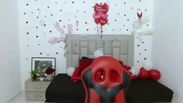 Axel_fox77 live sex cam