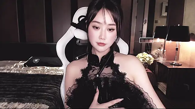 Aurora_-77 live sex cam