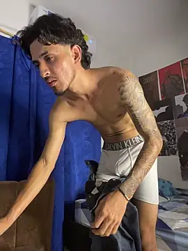 Kriss_Edwards live sex cam