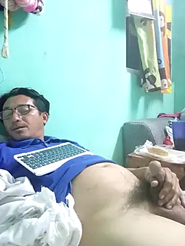 Andresguz35 live sex cam