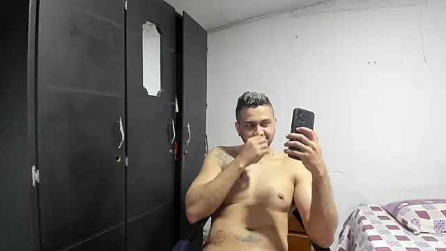 Ryan_xc1 live sex cam