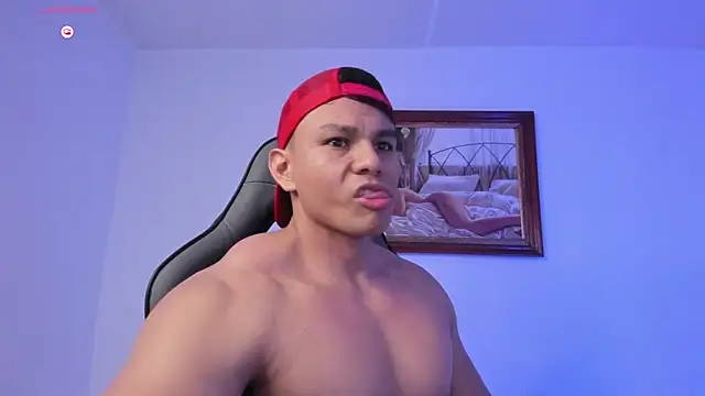 RoyConstance's cam snapshot