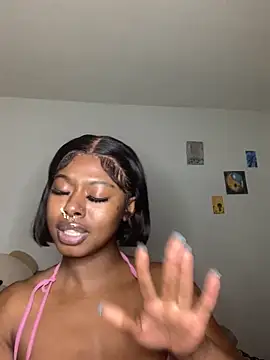 TinyBlazian901's cam snapshot