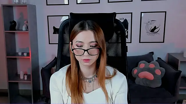 Karen__davis's cam snapshot