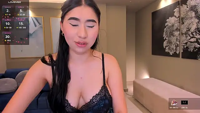 MayaMoretti_'s cam snapshot