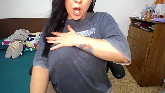 alexa_milsf's cam snapshot