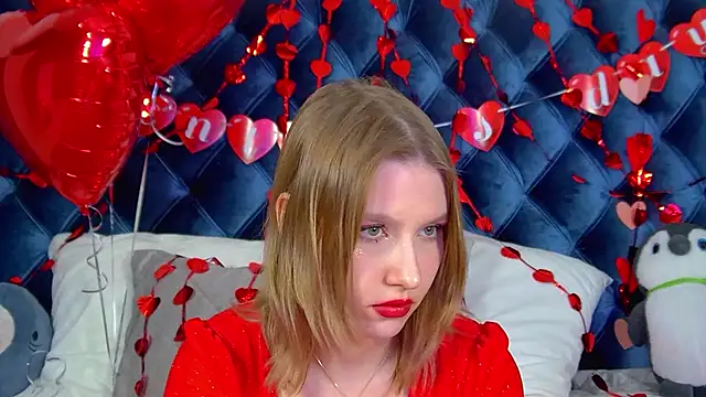 LiliLinn live sex cam