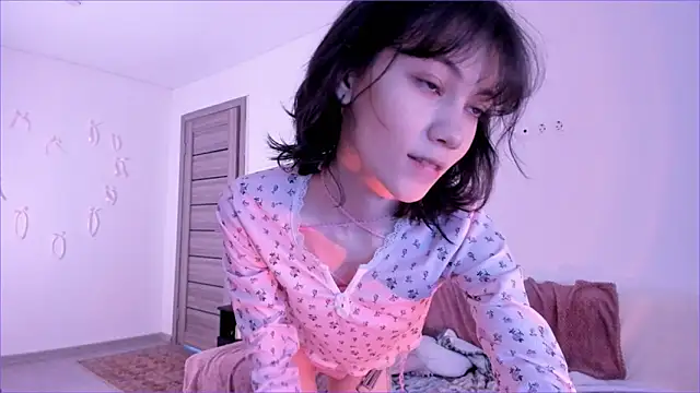 MiaPimmy's cam snapshot