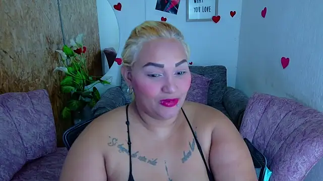 laleska_montenegro's cam snapshot