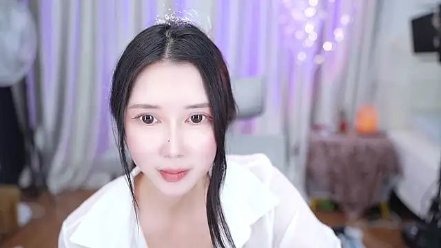 nono_babyy live sex cam