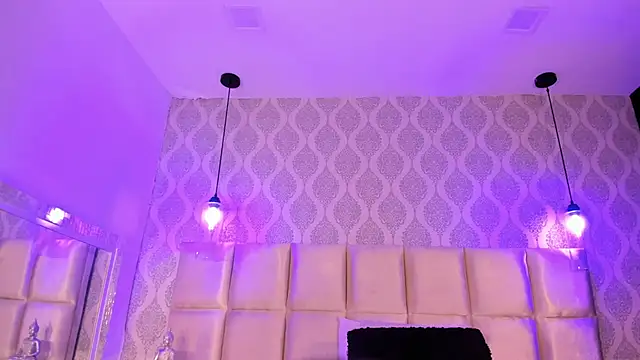 KendallWiings live sex cam