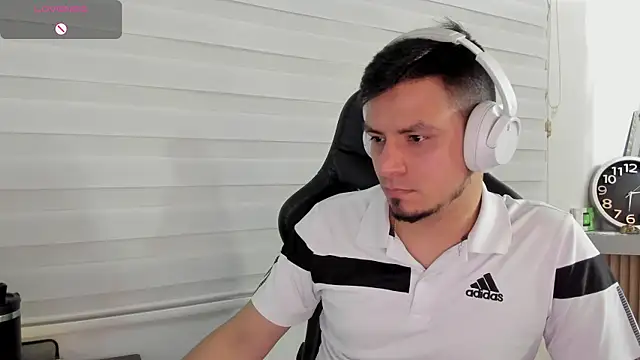 Rick_Adams's cam snapshot