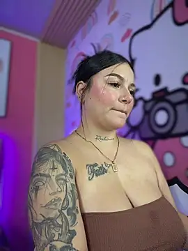 Megaan__More's cam snapshot