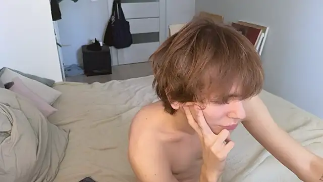 sw33theart_b0y's cam snapshot