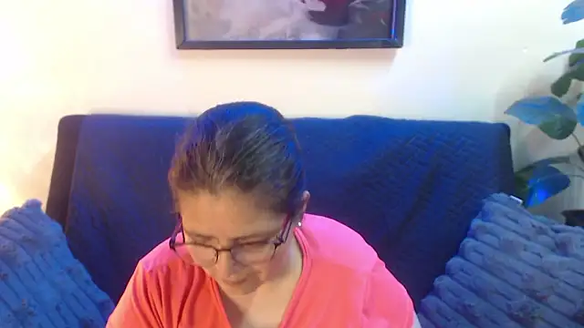 Linda_banks_'s cam snapshot