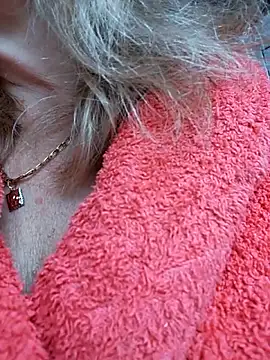 gentleblonde's cam snapshot